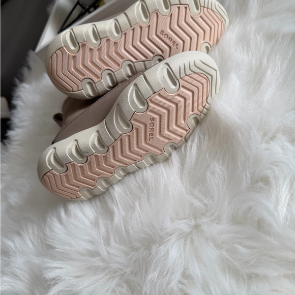 Sorel little kids Explorer Lace Wp size 12 - Picture 6 of 10